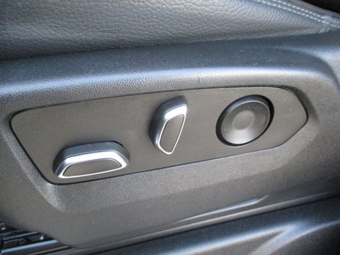 Used 2022 GMC Yukon XL Denali w/ Max Trailering Package image 36