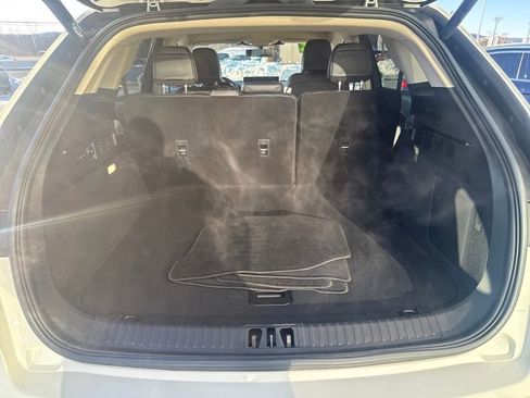 Certified 2022 Lincoln Nautilus AWD w/ Premium Package image 5