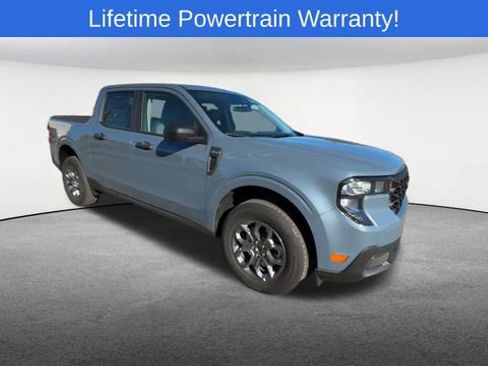 New 2025 Ford Maverick XLT image 2