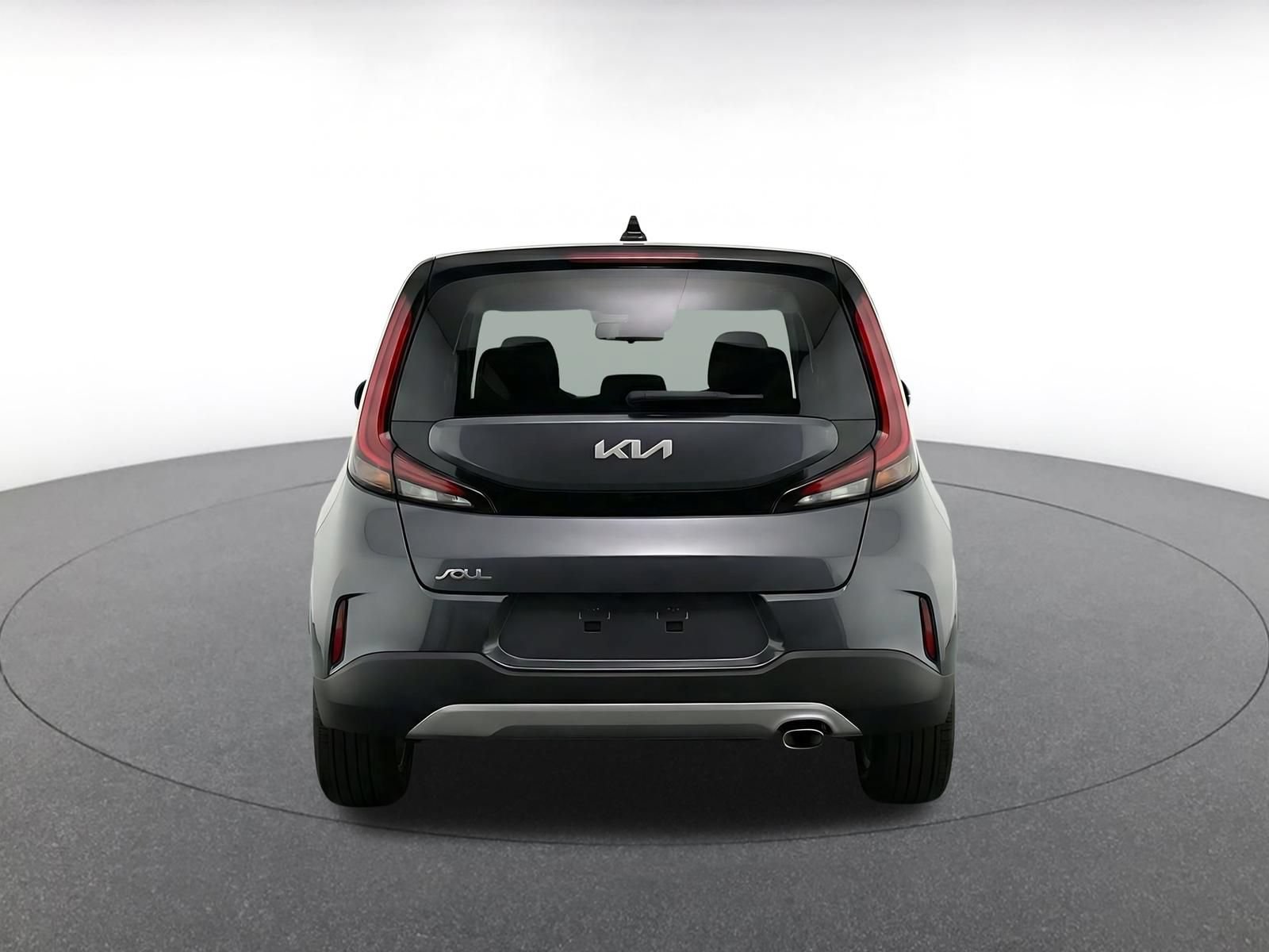 Used 2025 Kia Soul LX w/ LX Technology Package FWD image 7