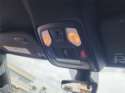 Used 2023 RAM 1500 Big Horn image 30