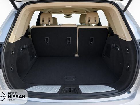Used 2016 Buick Envision Premium AWD/4WD image 13
