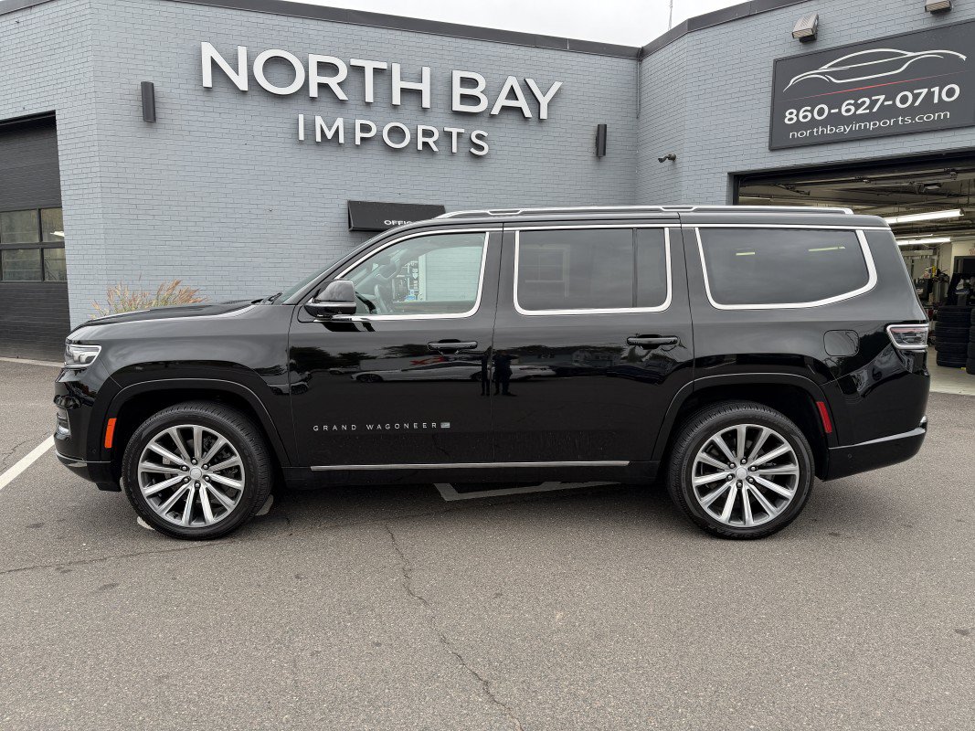 Used 2022 Jeep Grand Wagoneer Series II w/ Convenience Group III AWD/4WD image 12