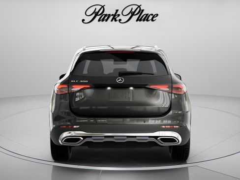 Used 2026 Mercedes-Benz GLC 300 4MATIC image 16