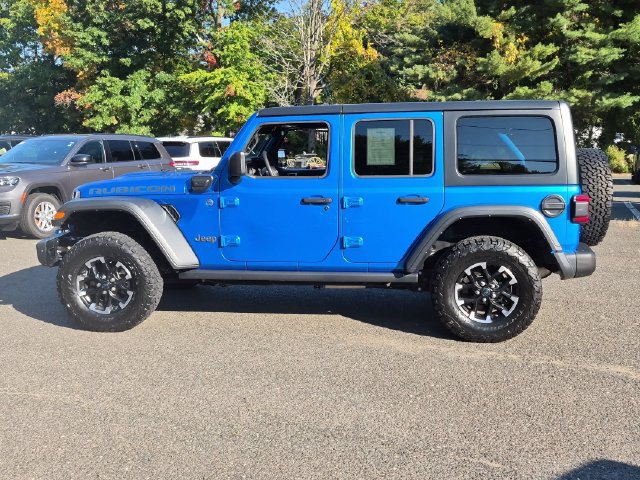 Used 2024 Jeep Wrangler Unlimited Rubicon 4xe w/ Capability Package AWD/4WD image 9