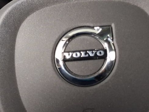Used 2023 Volvo XC90 T8 Ultimate AWD/4WD image 32
