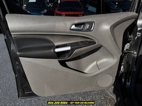 Used 2022 Ford Transit Connect XLT FWD image 23