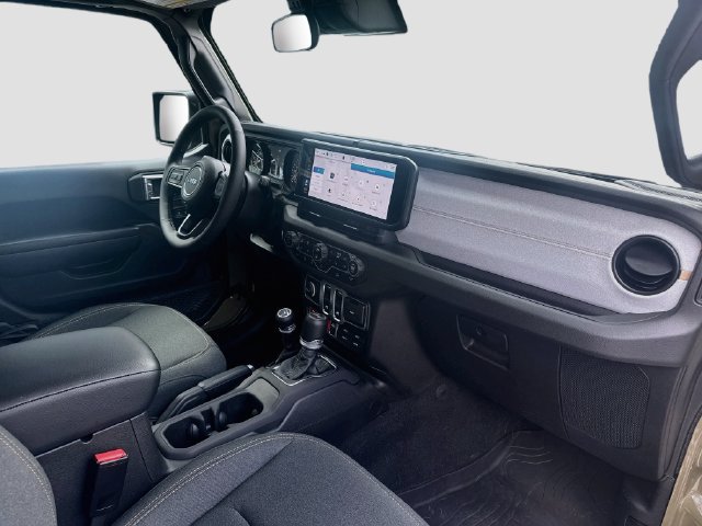 Used 2025 Jeep Wrangler Sport AWD/4WD image 27