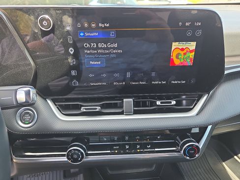 Used 2025 Chevrolet Equinox LT AWD/4WD image 25