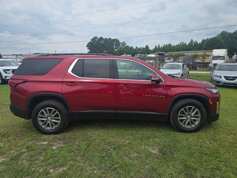 Used 2023 Chevrolet Traverse LT AWD/4WD image 9