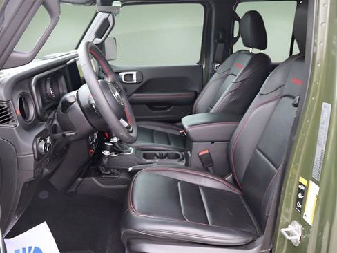 Used 2024 Jeep Wrangler Unlimited Rubicon AWD/4WD image 24
