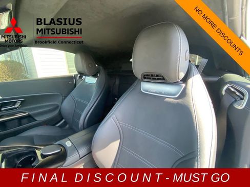 Used 2022 Mercedes-Benz SL 55 AMG 4MATIC w/ Driver Assistance Package image 27