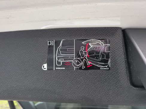 Used 2022 Volvo XC90 T8 Inscription w/ Advanced Package image 43