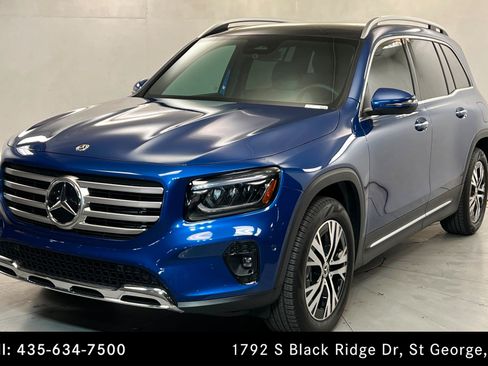 Certified 2026 Mercedes-Benz GLB 250 4MATIC image 1