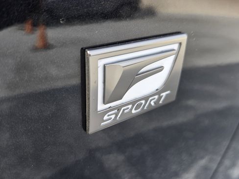 Used 2022 Lexus IS 350 F Sport image 7