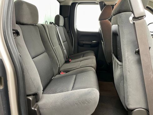 Used 2009 Chevrolet Silverado 2500 LT w/ Exterior Plus Package image 37