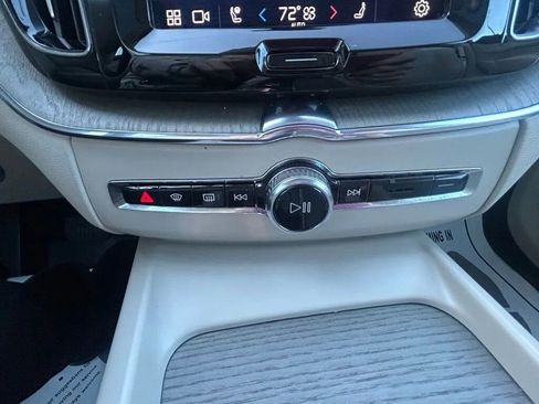 Used 2023 Volvo XC60 B6 Ultimate w/ Protection Package Premier AWD/4WD image 10