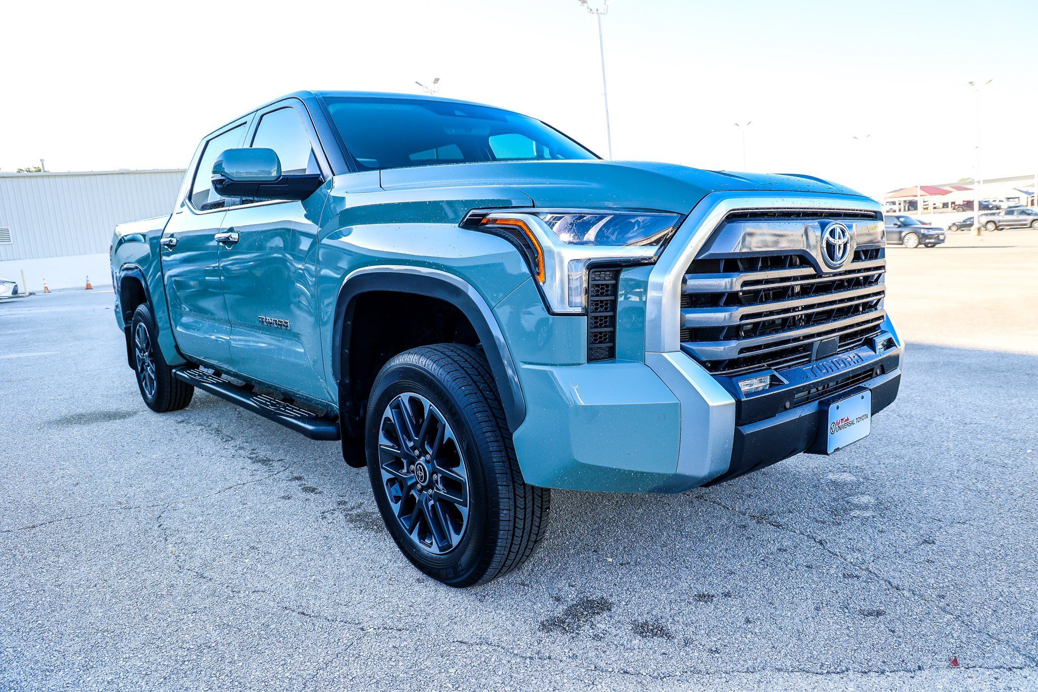 Used 2024 Toyota Tundra Limited AWD/4WD image 5