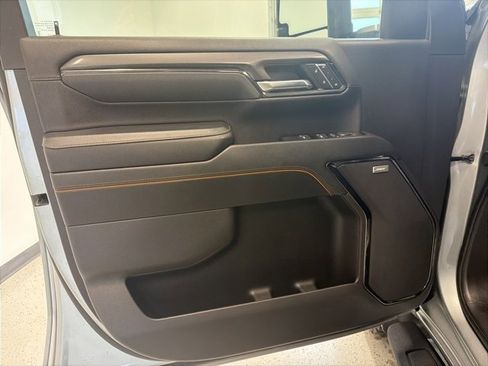 Used 2024 GMC Sierra 2500 AT4 image 49