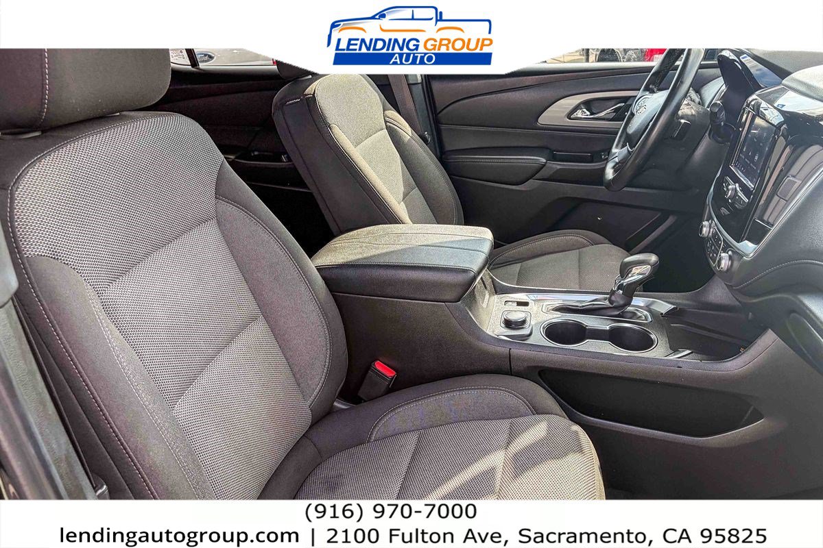 Used 2023 Chevrolet Traverse LT FWD image 15