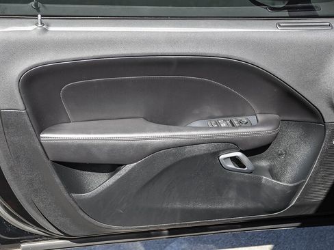 Used 2018 Dodge Challenger R/T Scat Pack w/ Dynamics Package image 27