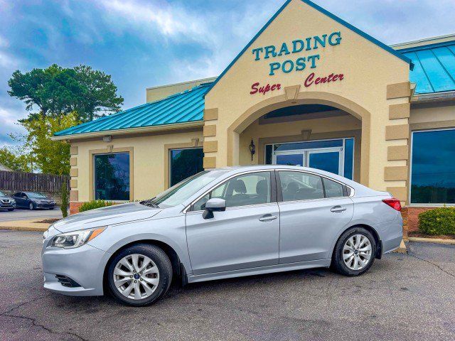 Used 2017 Subaru Legacy 2.5i Premium AWD/4WD image 3
