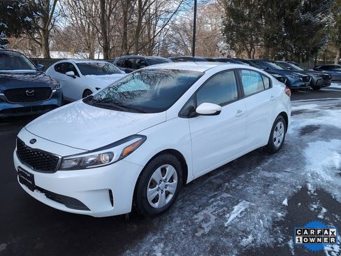 Used 2017 Kia Forte LX image 1