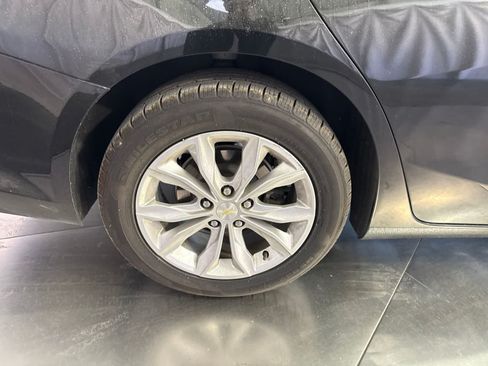 Used 2020 Chevrolet Malibu LT FWD image 17