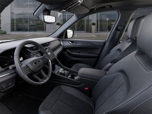 New 2025 Jeep Grand Cherokee Altitude image 22