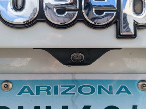 Used 2023 Jeep Renegade Latitude image 5