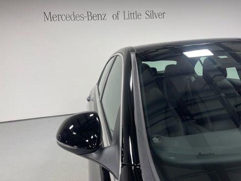 Used 2025 Mercedes-Benz C 300 4MATIC Sedan image 11