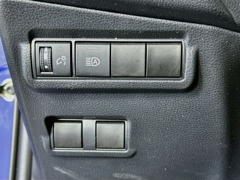 Certified 2022 Toyota Corolla Cross LE AWD/4WD image 10