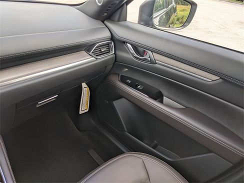 Used 2025 MAZDA CX-5 Signature image 14