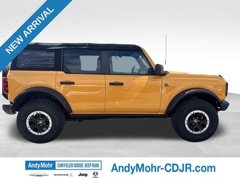 Used 2022 Ford Bronco Black Diamond w/ Sasquatch Package AWD/4WD image 8