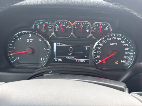 Used 2018 GMC Yukon SLE w/ SLE Value Package AWD/4WD image 9