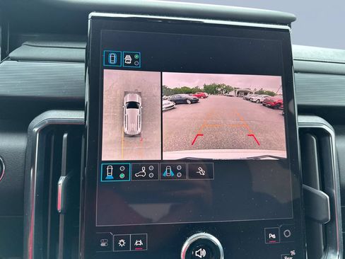 Used 2025 GMC Acadia AT4 w/ LPO, Floor Liner Package AWD/4WD image 17