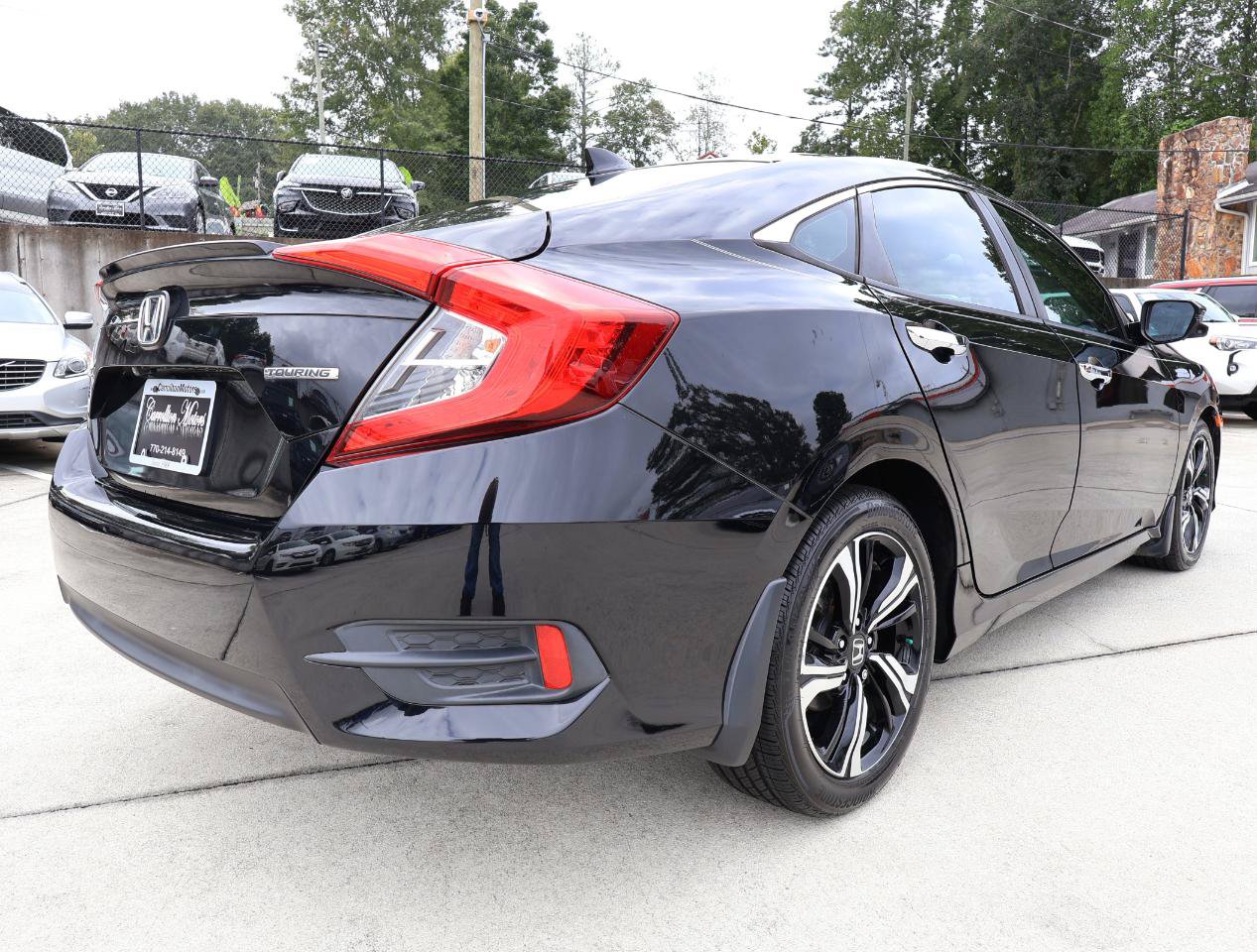Used 2017 Honda Civic Touring image 7