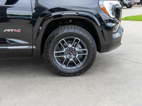 New 2026 GMC Terrain AT4 w/ Convenience Package III AWD/4WD image 34