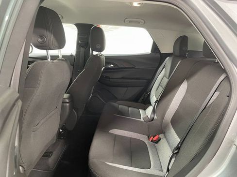 Used 2024 Chevrolet TrailBlazer LS FWD image 20