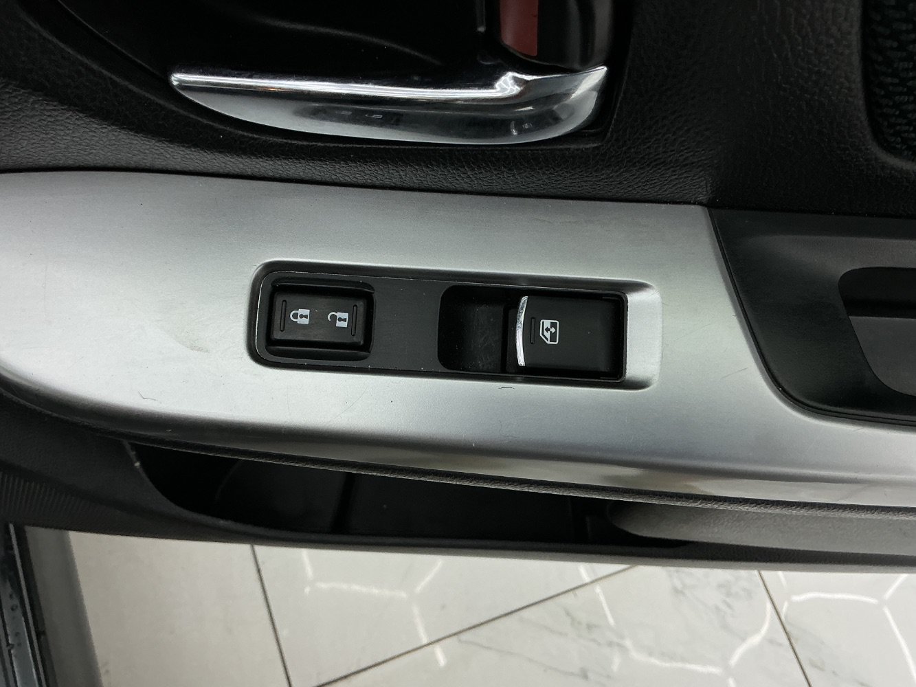 Used 2017 Subaru Crosstrek 2.0i Premium AWD/4WD image 39