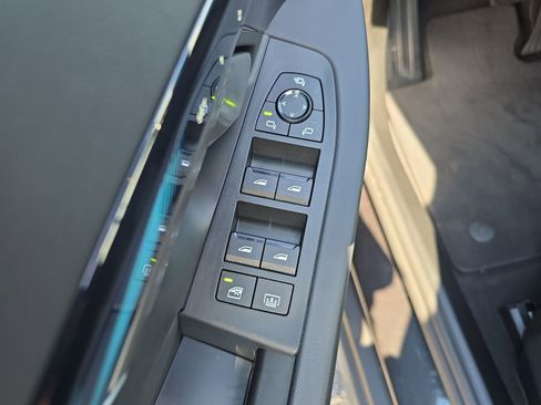 Used 2025 BMW 540i xDrive image 14