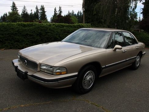 Used 1992 Buick Le Sabre Limited FWD image 1
