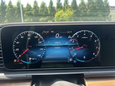 Used 2023 Mercedes-Benz GLE 350 4MATIC w/ Premium Package image 21