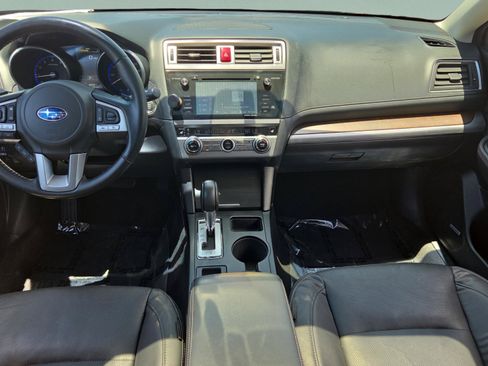 Used 2016 Subaru Outback 2.5i Limited AWD/4WD image 13