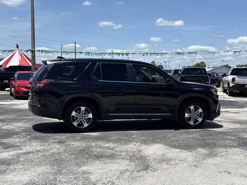 Certified 2023 Honda Pilot EX-L image 6