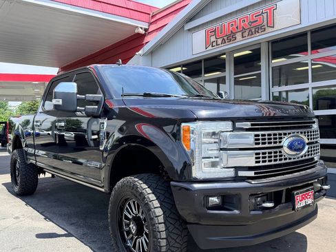 Used 2019 Ford F350 Platinum w/ Platinum Ultimate Package AWD/4WD image 16