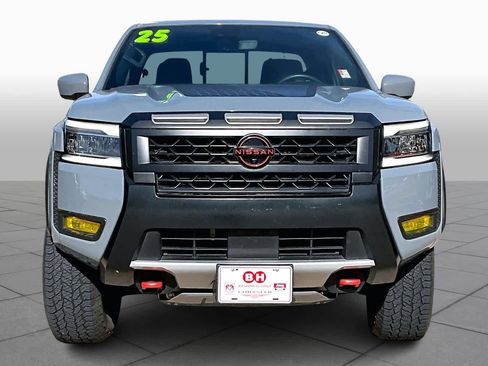 Used 2025 Nissan Frontier PRO-4X w/ Pro Premium Package image 5