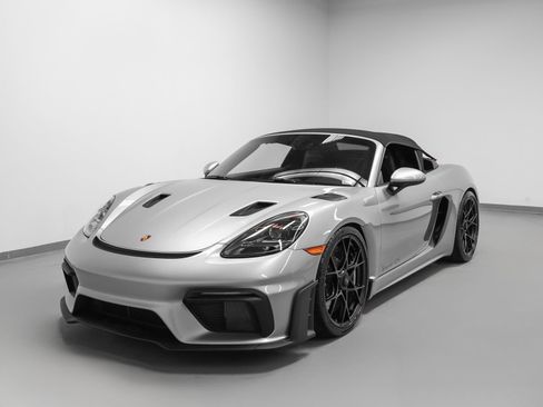 Certified 2025 Porsche 718 Boxster Spyder RS RWD image 8