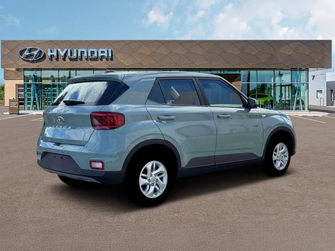 New 2026 Hyundai Venue SE FWD image 8
