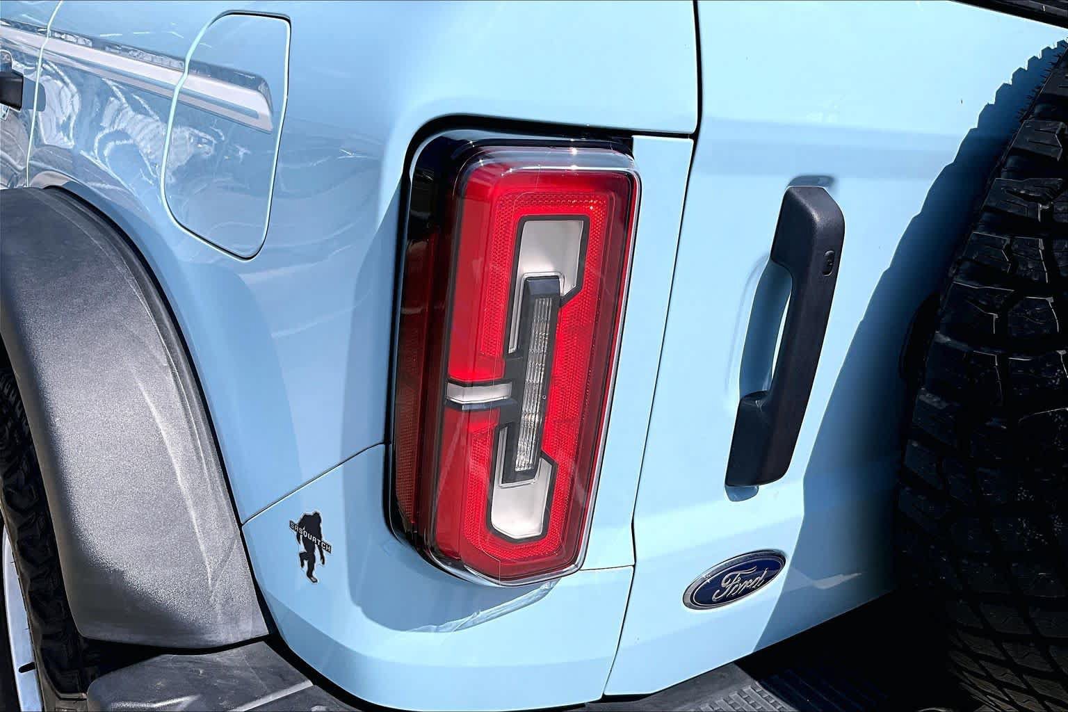 Used 2024 Ford Bronco Heritage Edition AWD/4WD image 25
